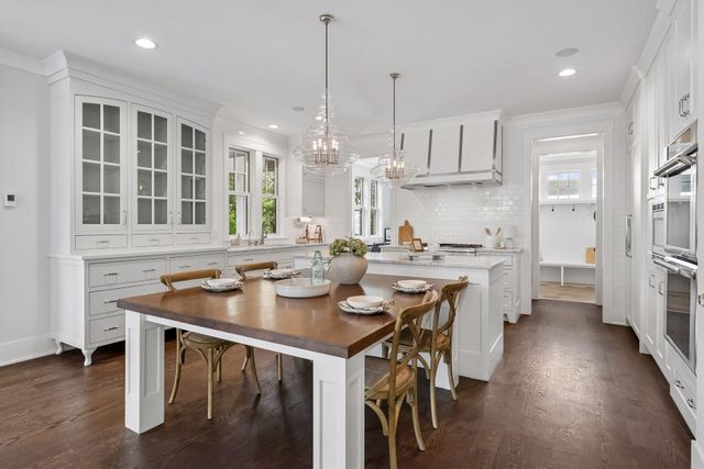 4240 Sidell Trail, Edina, MN 55416