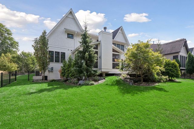 4240 Sidell Trail, Edina, MN 55416