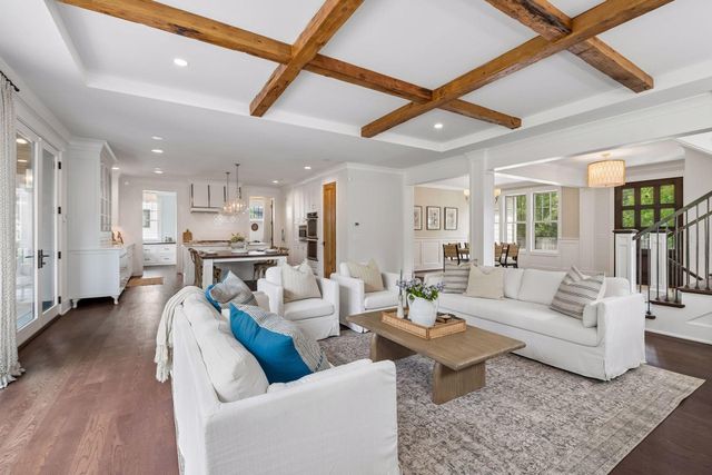 4240 Sidell Trail, Edina, MN 55416