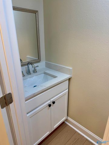 226 Dormont Drive, Huntsville, AL 35810