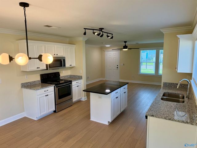226 Dormont Drive, Huntsville, AL 35810