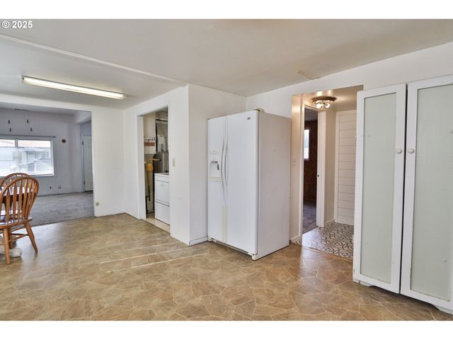 2130 CHERRY St, Baker City, OR 97814