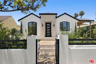 1707 S Stanley Avenue, Los Angeles, CA 90019