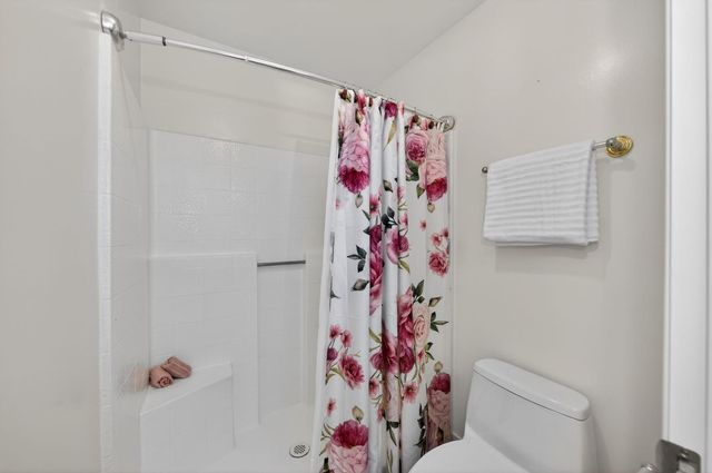 1621 Tollhouse Lane, Clovis, CA 93611