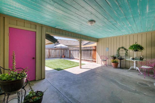 1621 Tollhouse Lane, Clovis, CA 93611