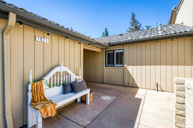 1621 Tollhouse Lane, Clovis, CA 93611