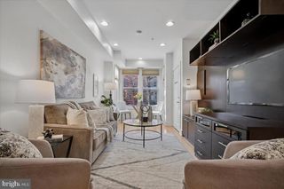 1215 11TH ST NW #1, Washington, DC 20001