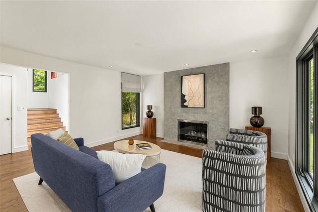 365 Brentwood Terrace NE, Atlanta, GA 30305