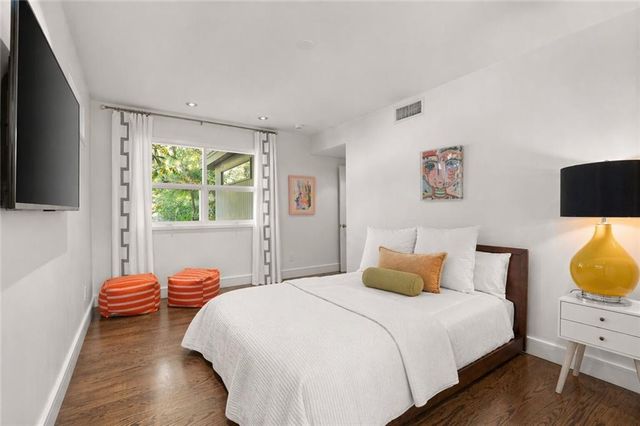 365 Brentwood Terrace NE, Atlanta, GA 30305