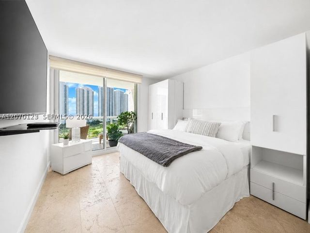 16500 Collins Ave 1751, Sunny Isles Beach, FL 33160