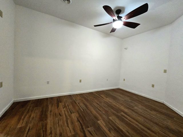 321 S John Locke Rd, Mcminnville, TN 37110