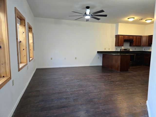 321 S John Locke Rd, Mcminnville, TN 37110