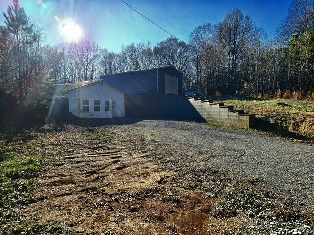 321 S John Locke Rd, Mcminnville, TN 37110