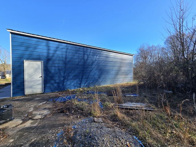 321 S John Locke Rd, Mcminnville, TN 37110