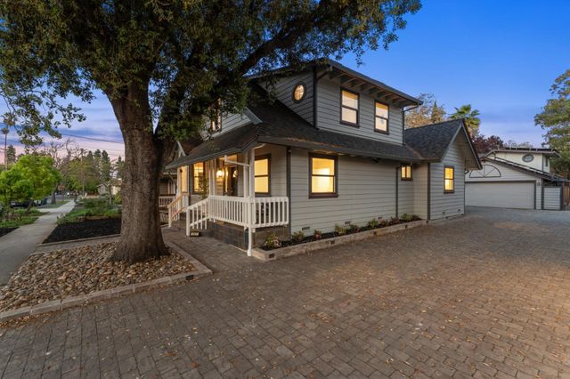 537 Mountain View Avenue, Mountain View, CA 94041