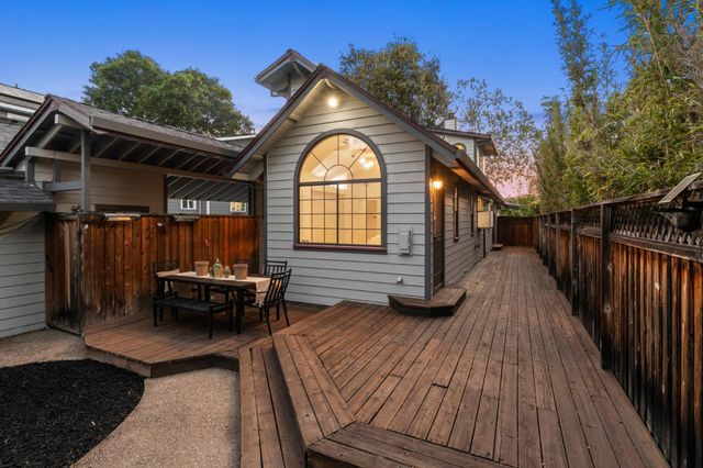 537 Mountain View Avenue, Mountain View, CA 94041