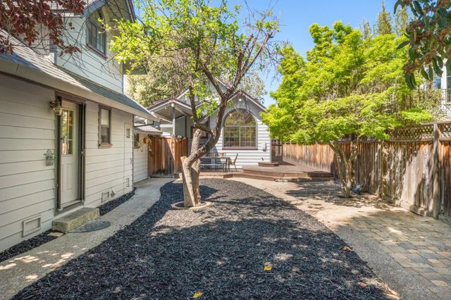 537 Mountain View Avenue, Mountain View, CA 94041