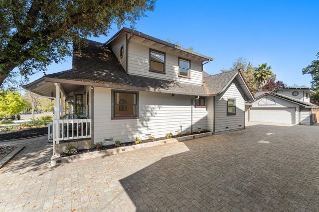 537 Mountain View Avenue, Mountain View, CA 94041
