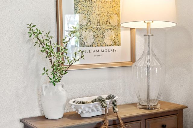 537 Mountain View Avenue, Mountain View, CA 94041