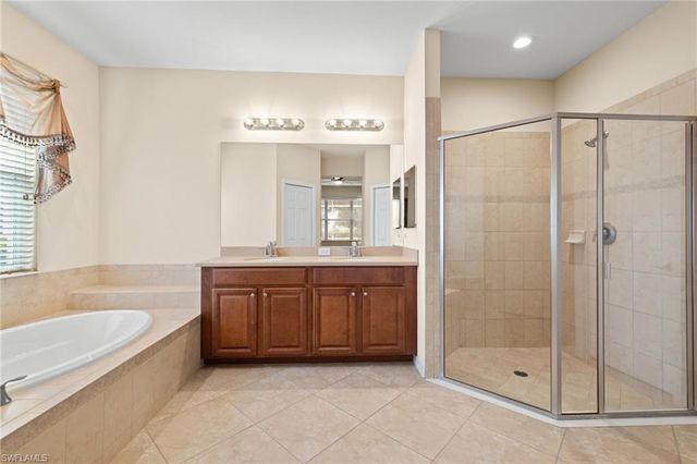 2730 Brightside CT, Cape Coral, FL 33991