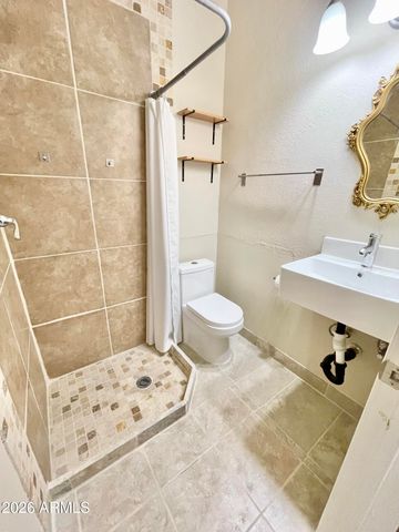 9025 S 6TH Street, Phoenix, AZ 85042