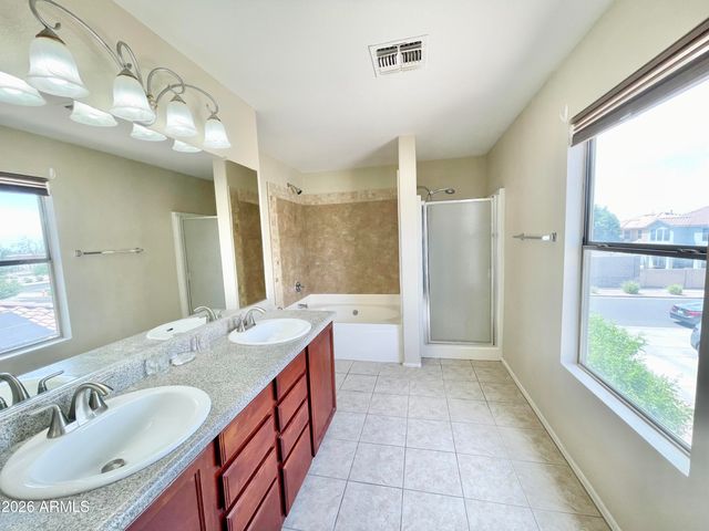 9025 S 6TH Street, Phoenix, AZ 85042