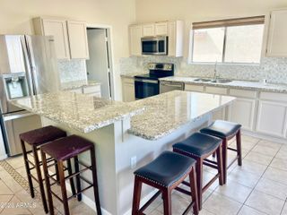 9025 S 6TH Street, Phoenix, AZ 85042
