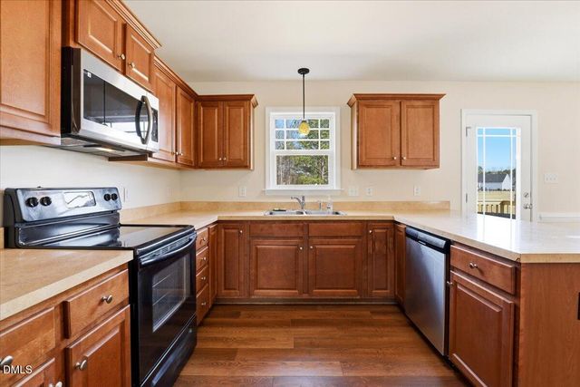 64 Bluestone Drive, Smithfield, NC 27577