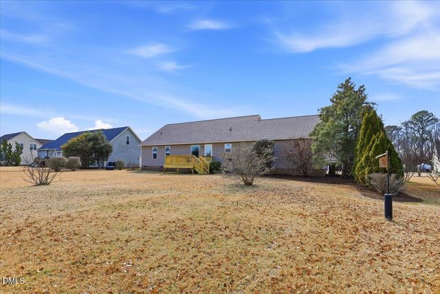 64 Bluestone Drive, Smithfield, NC 27577