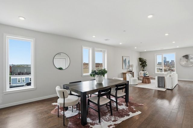 267 Old Colony 601, Boston, MA 02127