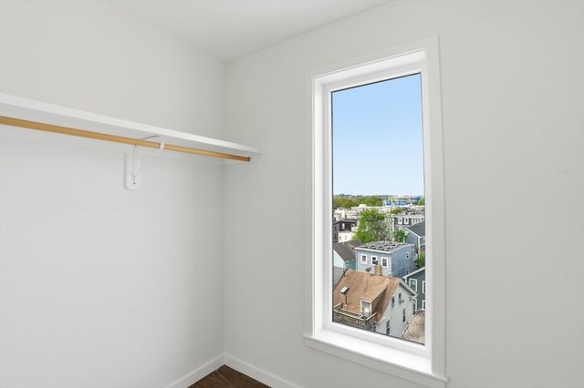 267 Old Colony 601, Boston, MA 02127