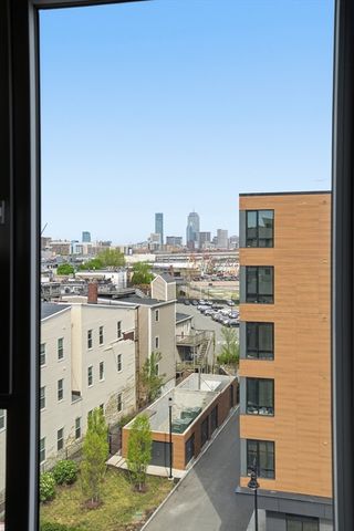 267 Old Colony 601, Boston, MA 02127