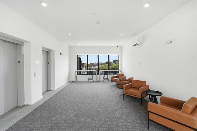 267 Old Colony 601, Boston, MA 02127