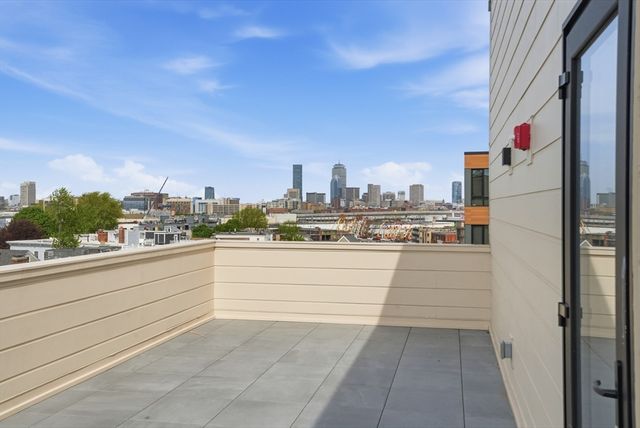 267 Old Colony 601, Boston, MA 02127