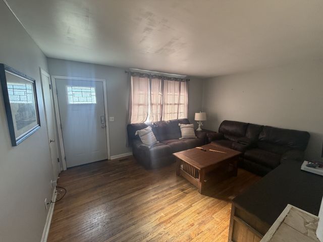 109 Hilltop Dr, Hendersonville, TN 37075