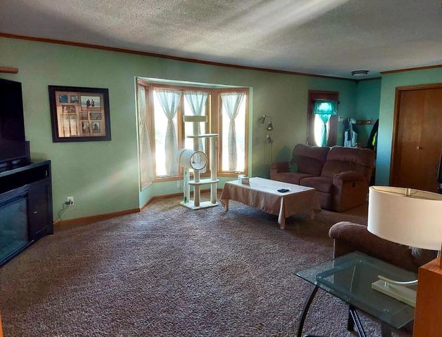 1515 Calvary Hill Lane, Saint Cloud, MN 56301