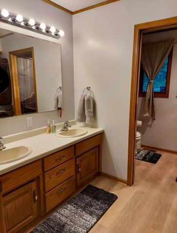 1515 Calvary Hill Lane, Saint Cloud, MN 56301