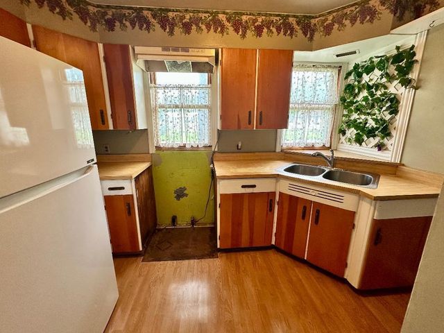 118 S 13th Street, Chesterton, IN 46304