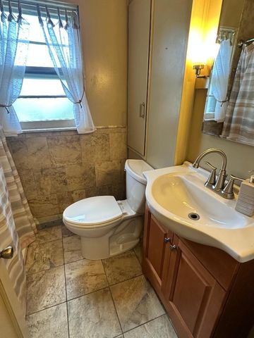 118 S 13th Street, Chesterton, IN 46304