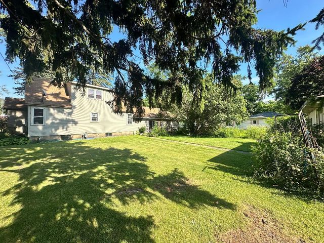 118 S 13th Street, Chesterton, IN 46304