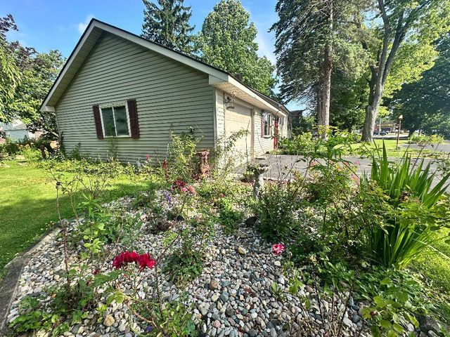 118 S 13th Street, Chesterton, IN 46304