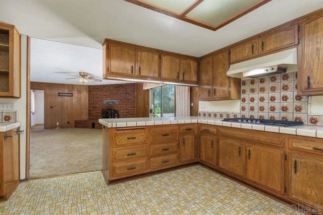 31600 Oak Glen Road, Valley Center, CA 92082