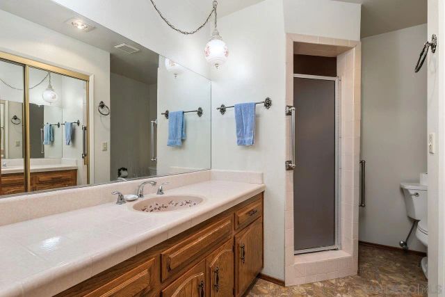 31600 Oak Glen Road, Valley Center, CA 92082