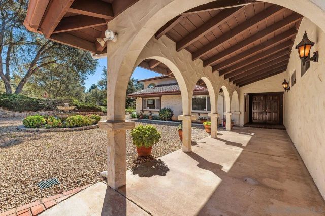 31600 Oak Glen Road, Valley Center, CA 92082