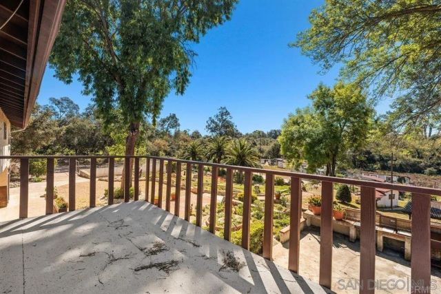 31600 Oak Glen Road, Valley Center, CA 92082