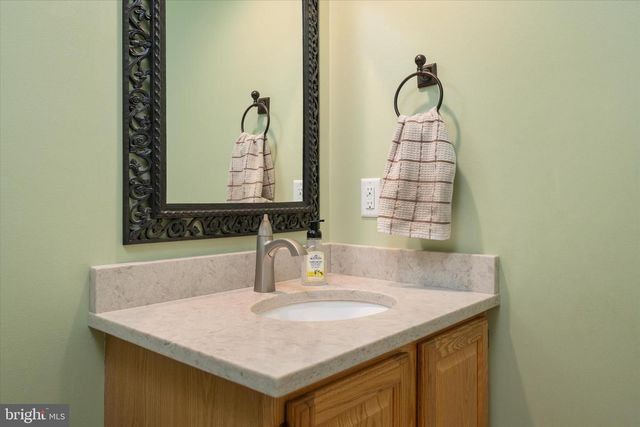 8116 QUARTERFIELD FARMS DR, Severn, MD 21144