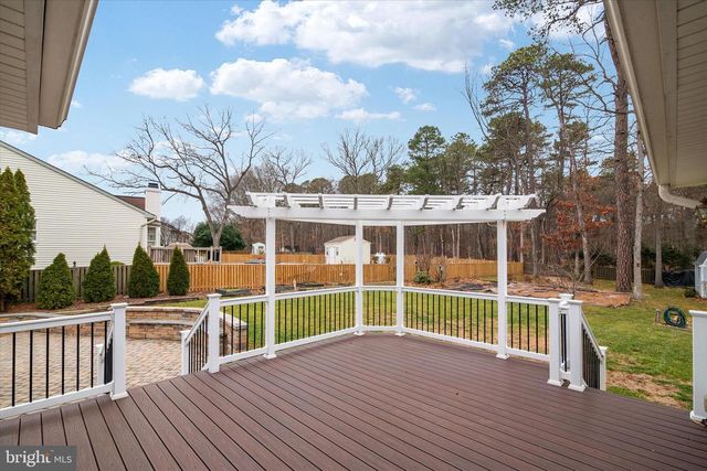 8116 QUARTERFIELD FARMS DR, Severn, MD 21144