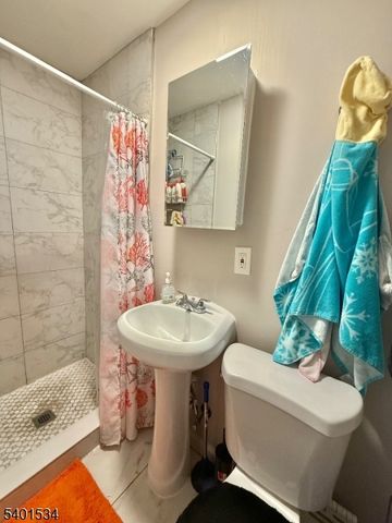 219 Peshine Ave, Newark City, NJ 07108