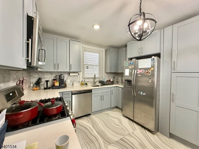 219 Peshine Ave, Newark City, NJ 07108