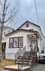 219 Peshine Ave, Newark City, NJ 07108
